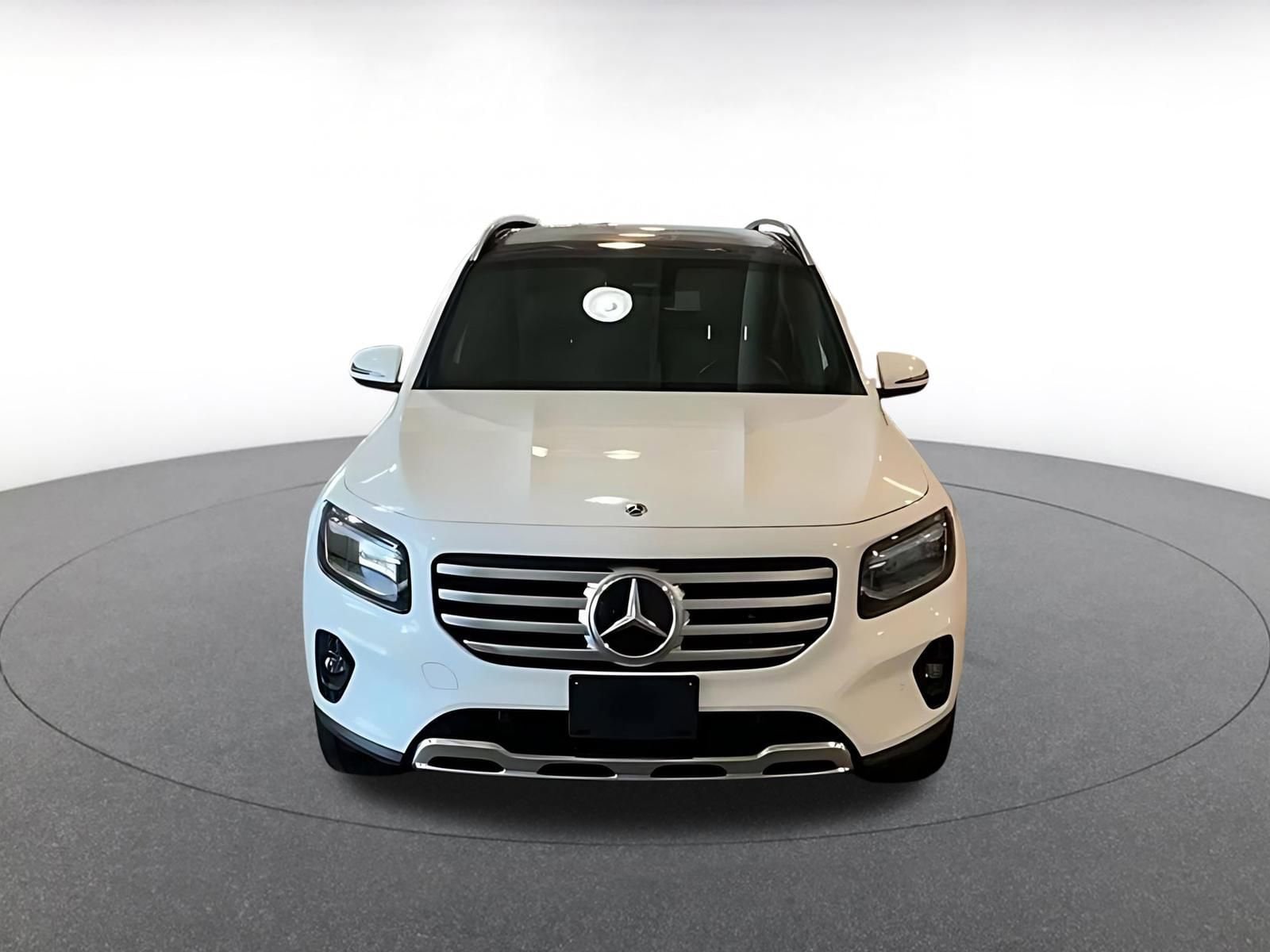 Thumbnail: 2025 Mercedes-Benz GLB - 7