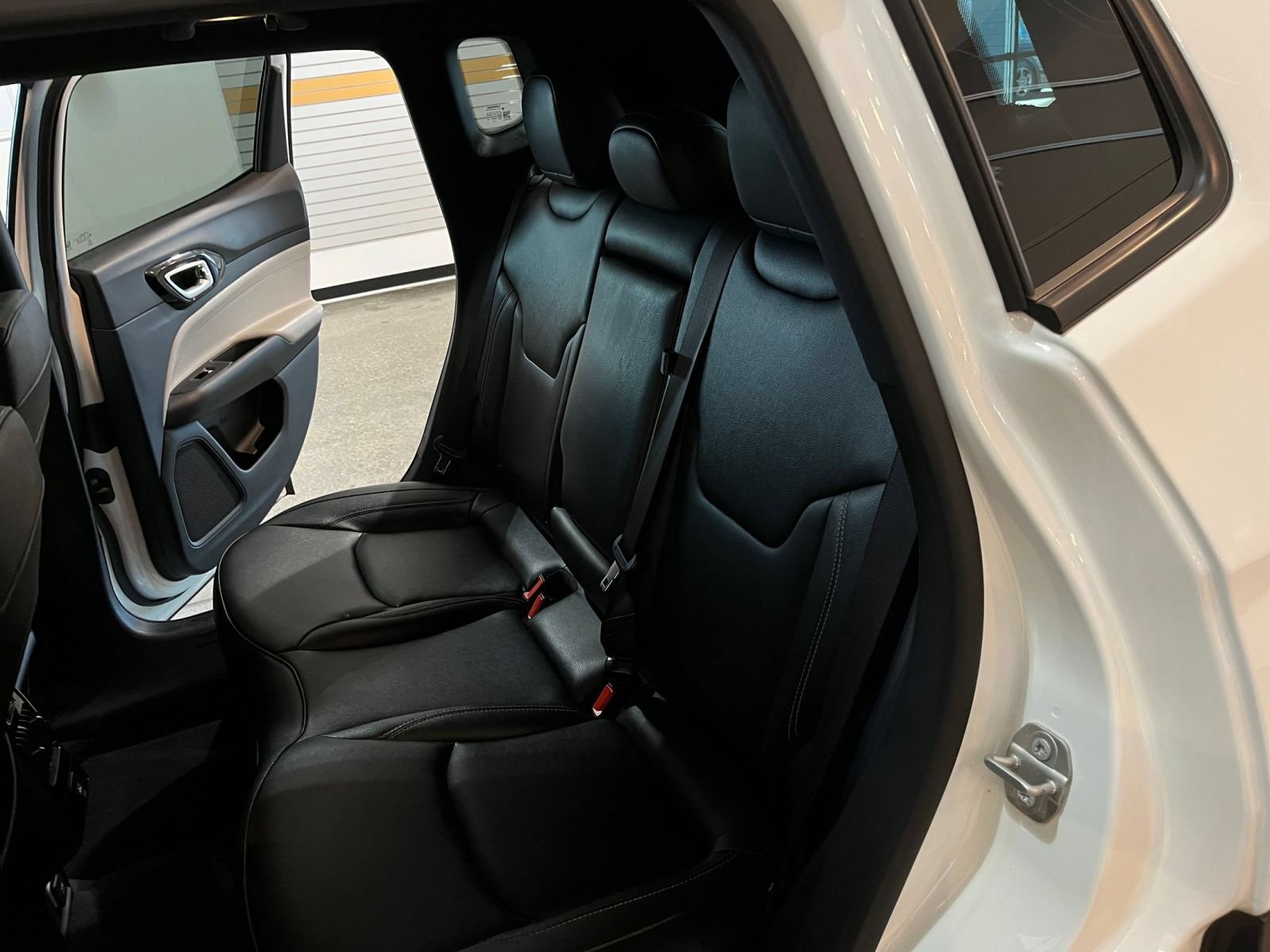 Thumbnail: 2025 Jeep Compass - 34