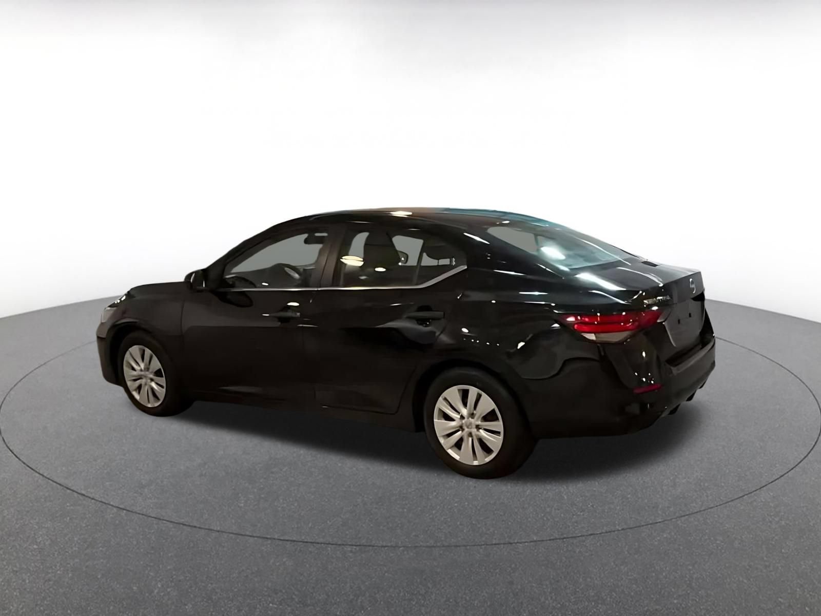 Thumbnail: 2025 Nissan Sentra - 15