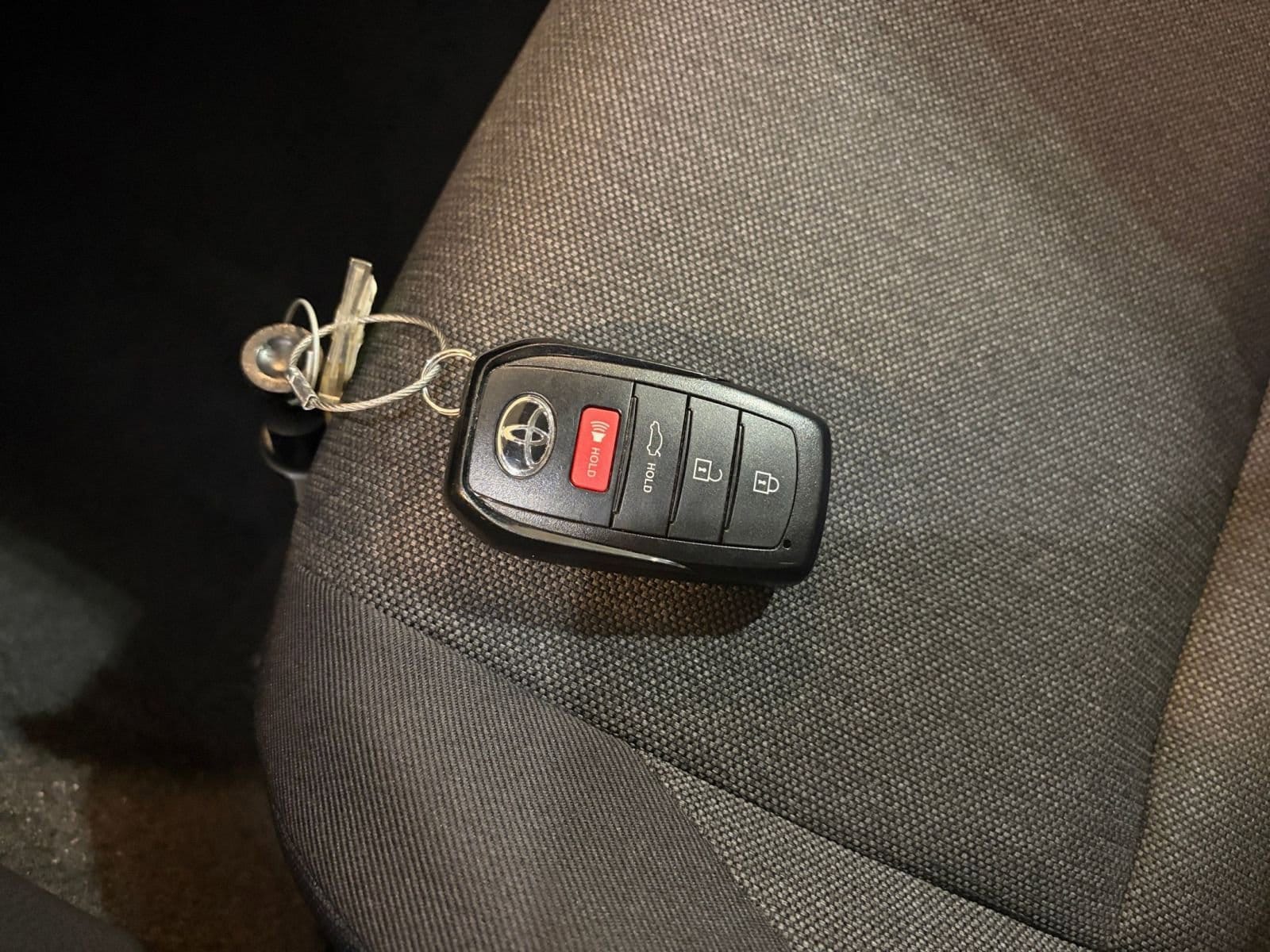 Thumbnail: 2025 Toyota Camry - 22