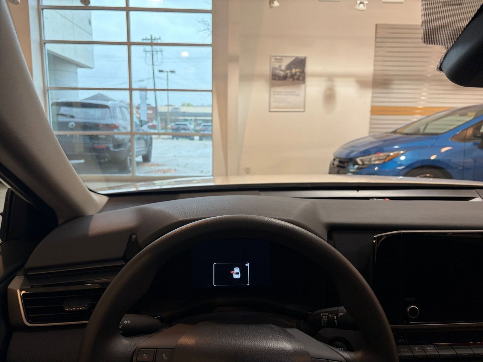 Thumbnail: 2025 Toyota Camry - 33