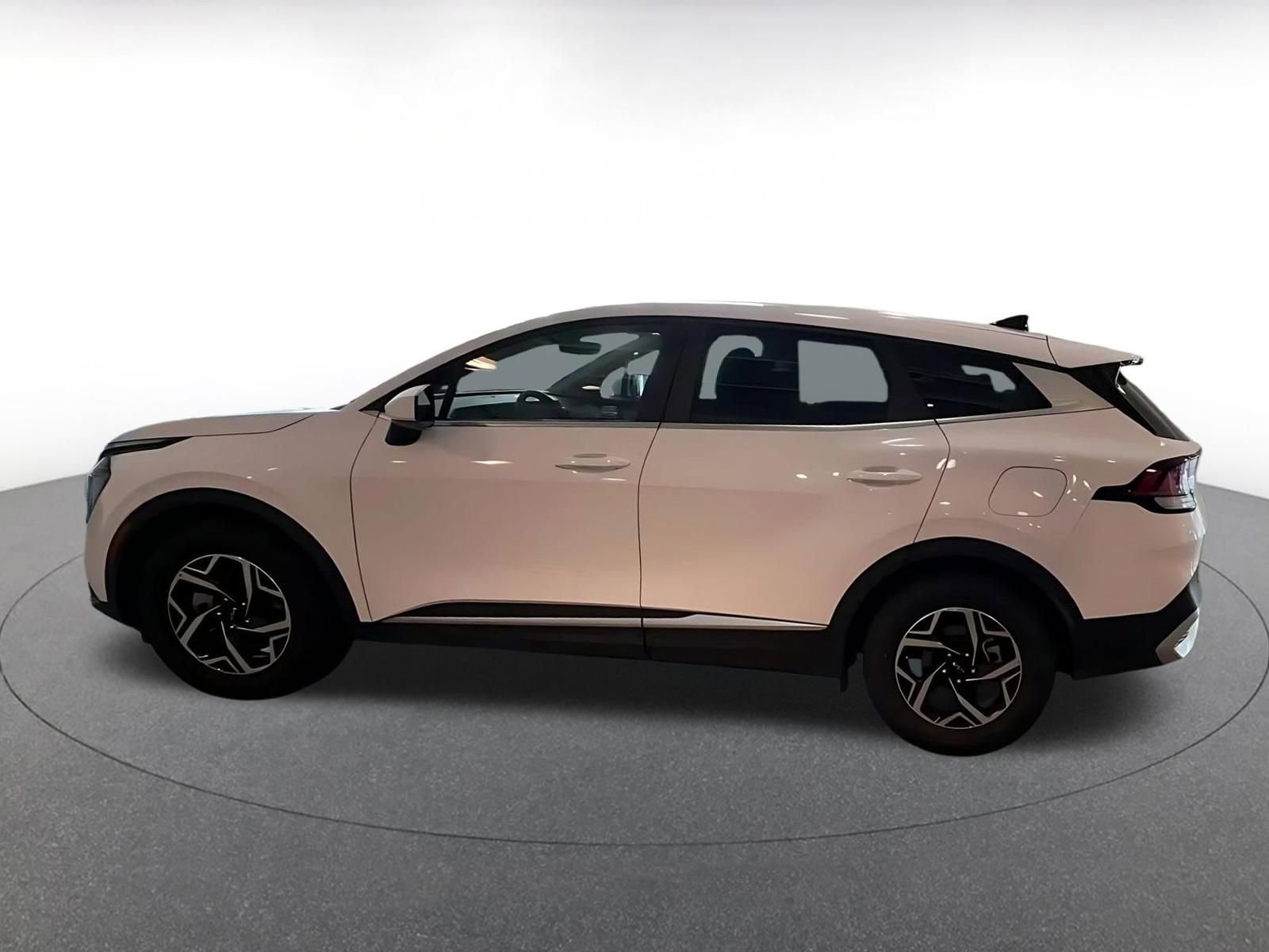 Thumbnail: 2025 Kia Sportage - 9