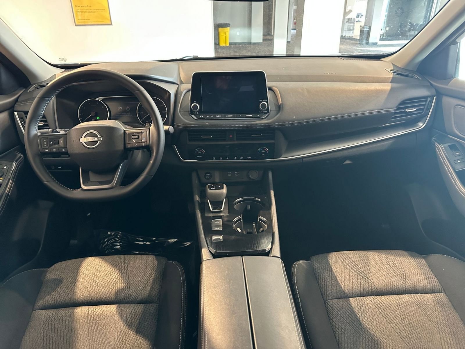 Thumbnail: 2025 Nissan Rogue - 34