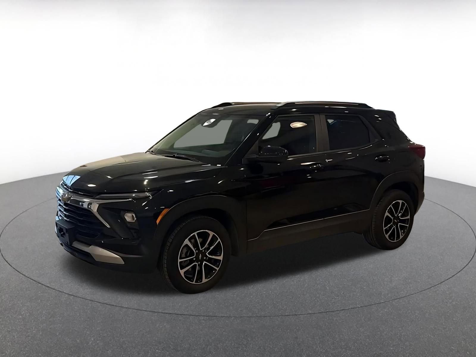 Thumbnail: 2025 Chevrolet TrailBlazer - 8