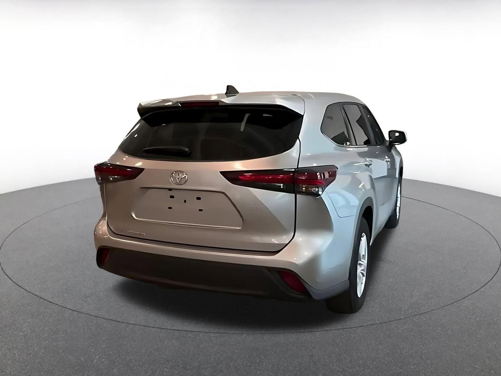 Thumbnail: 2025 Toyota Highlander - 14
