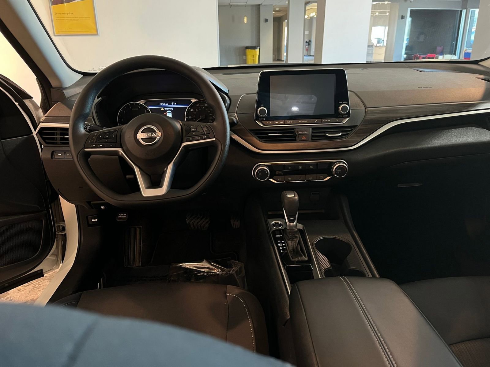 Thumbnail: 2025 Nissan Altima - 33