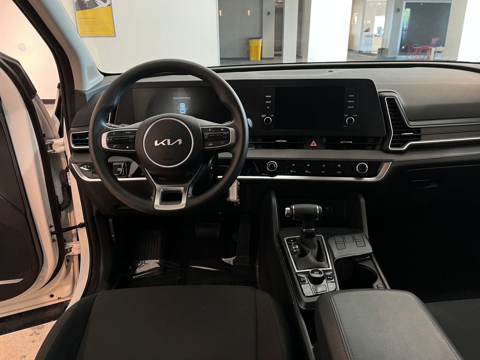 Thumbnail: 2025 Kia Sportage - 34