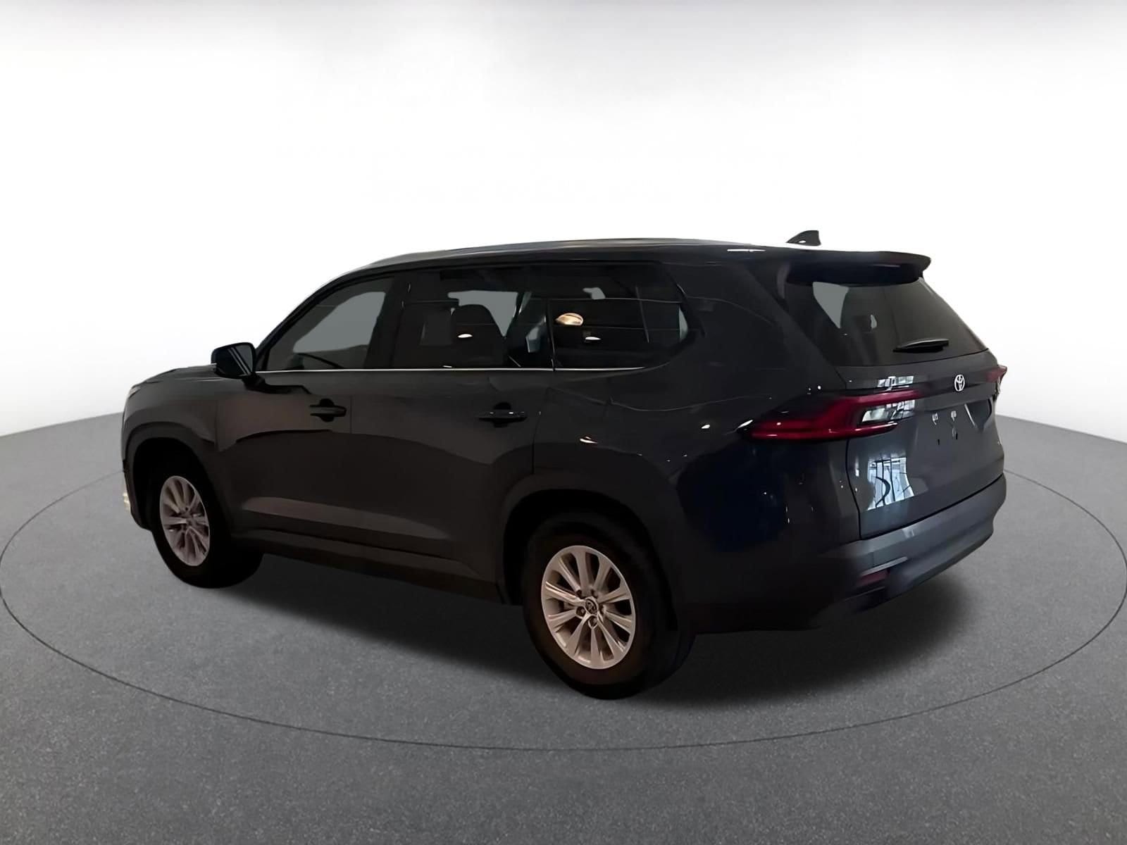 Thumbnail: 2025 Toyota Grand Highlander - 10