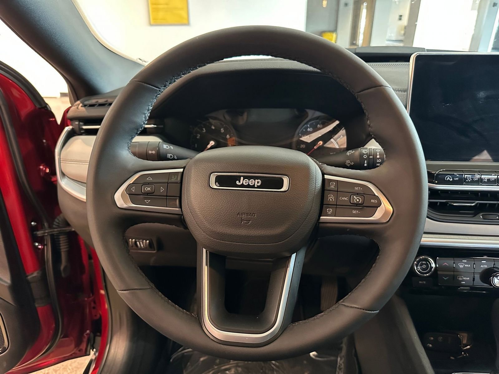 Thumbnail: 2025 Jeep Compass - 28