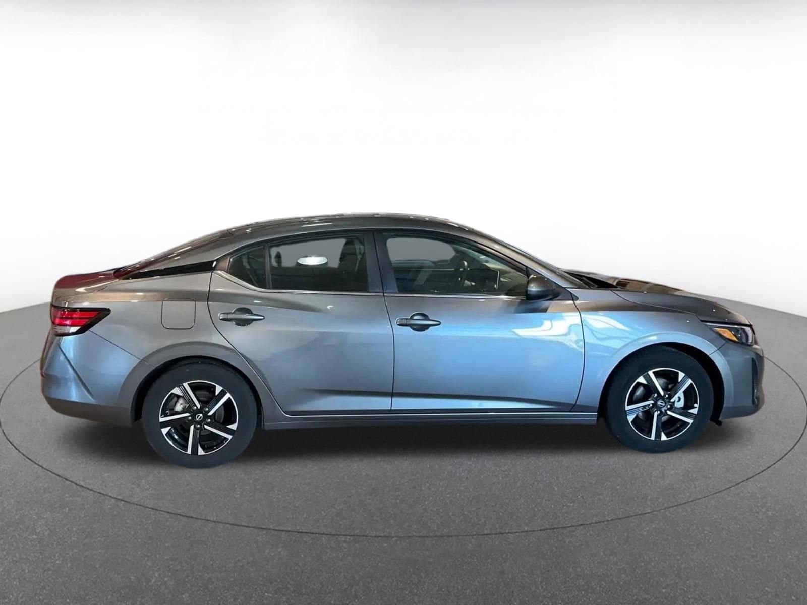 Thumbnail: 2025 Nissan Sentra - 16