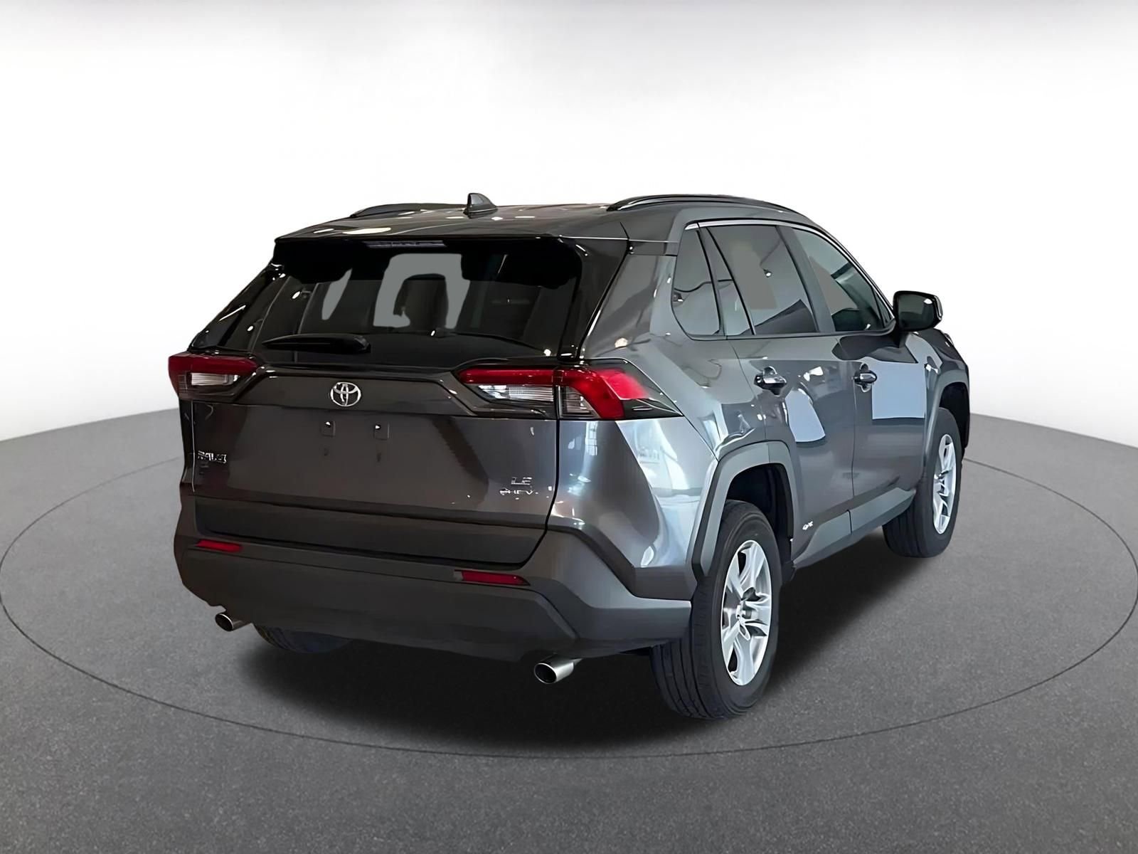 Thumbnail: 2025 Toyota RAV4 - 15