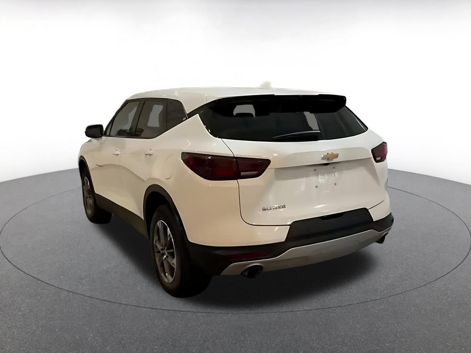 Thumbnail: 2025 Chevrolet Blazer - 4