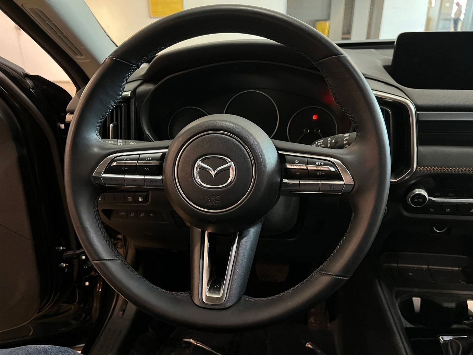 Thumbnail: 2025 Mazda CX-50 - 29