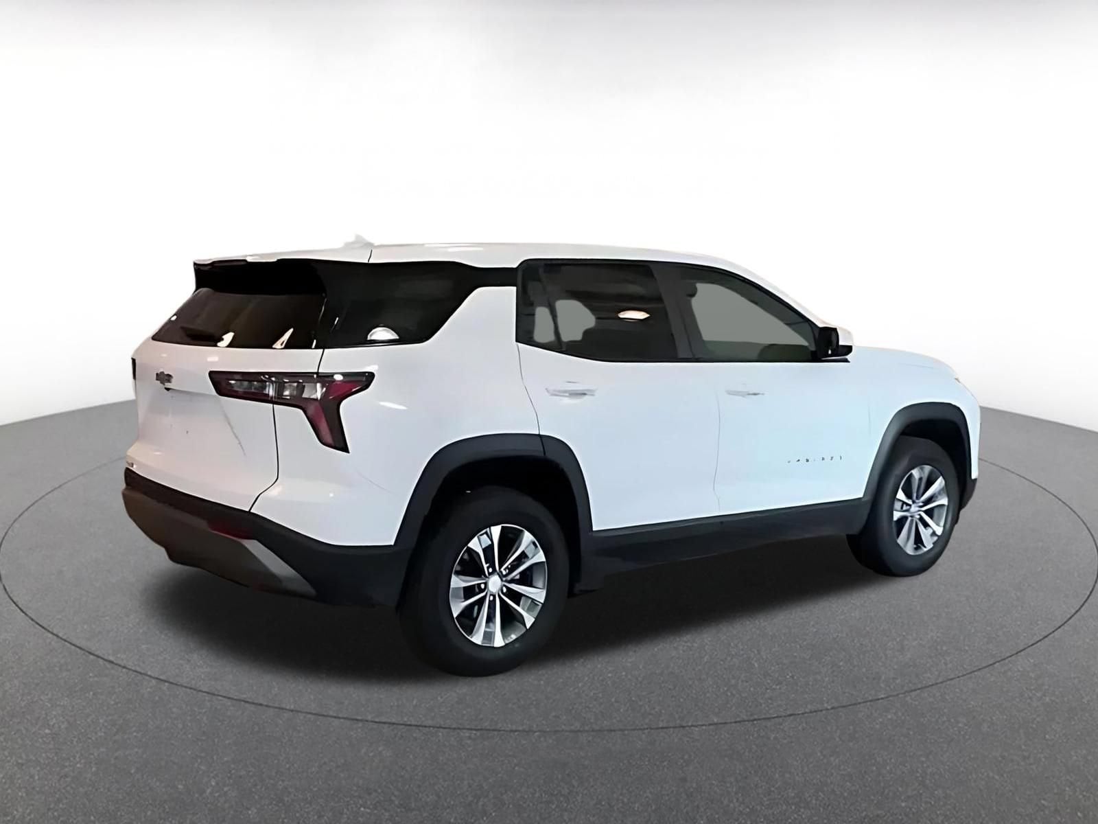 Thumbnail: 2025 Chevrolet Equinox - 12