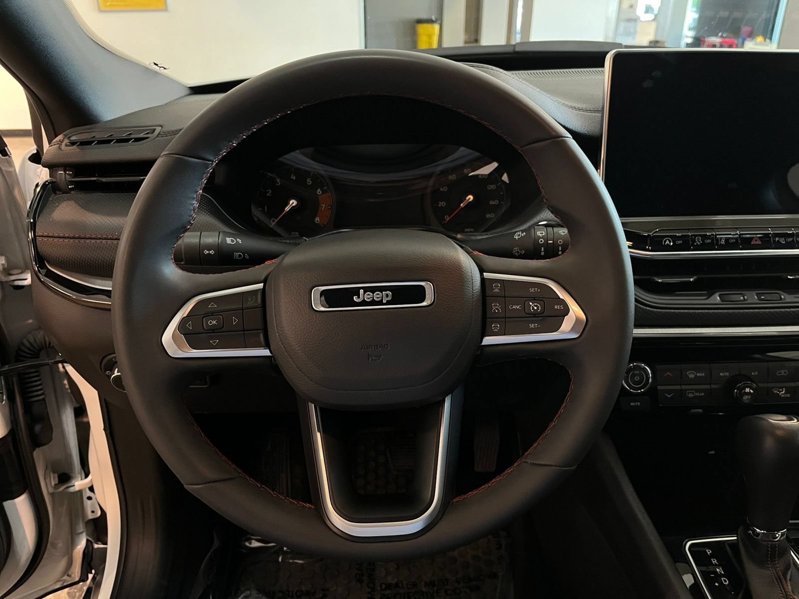 Thumbnail: 2025 Jeep Compass - 28