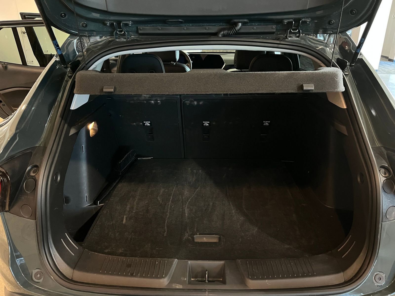 Thumbnail: 2025 Chevrolet Trax - 30