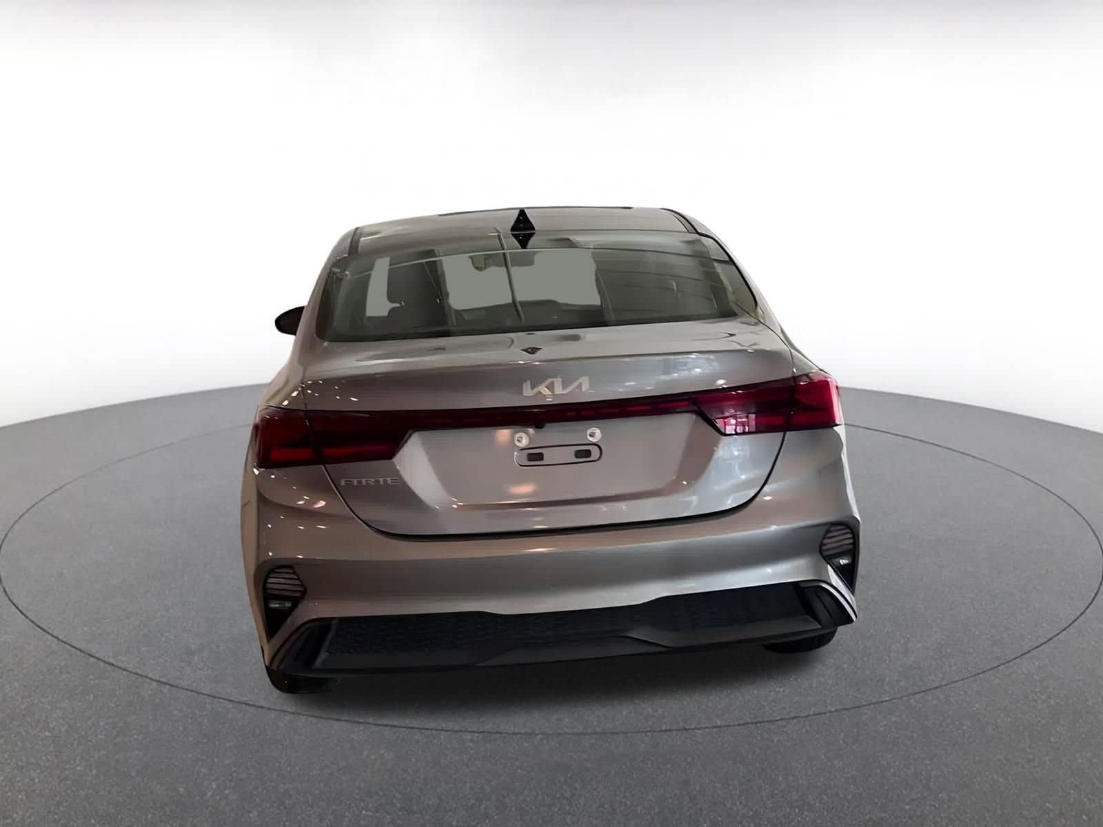 Thumbnail: 2024 Kia Forte - 12