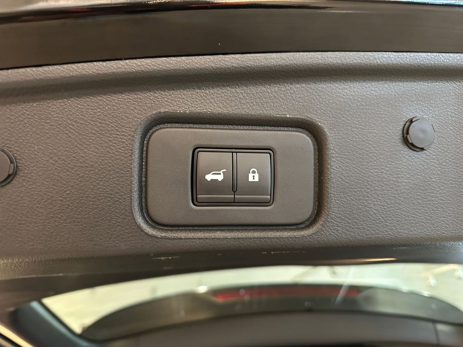 Thumbnail: 2025 Nissan Pathfinder - 23