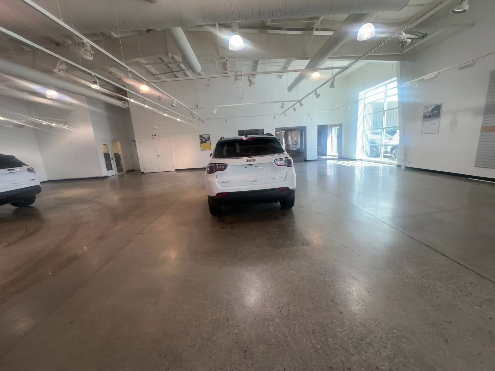 Thumbnail: 2025 Jeep Compass - 16