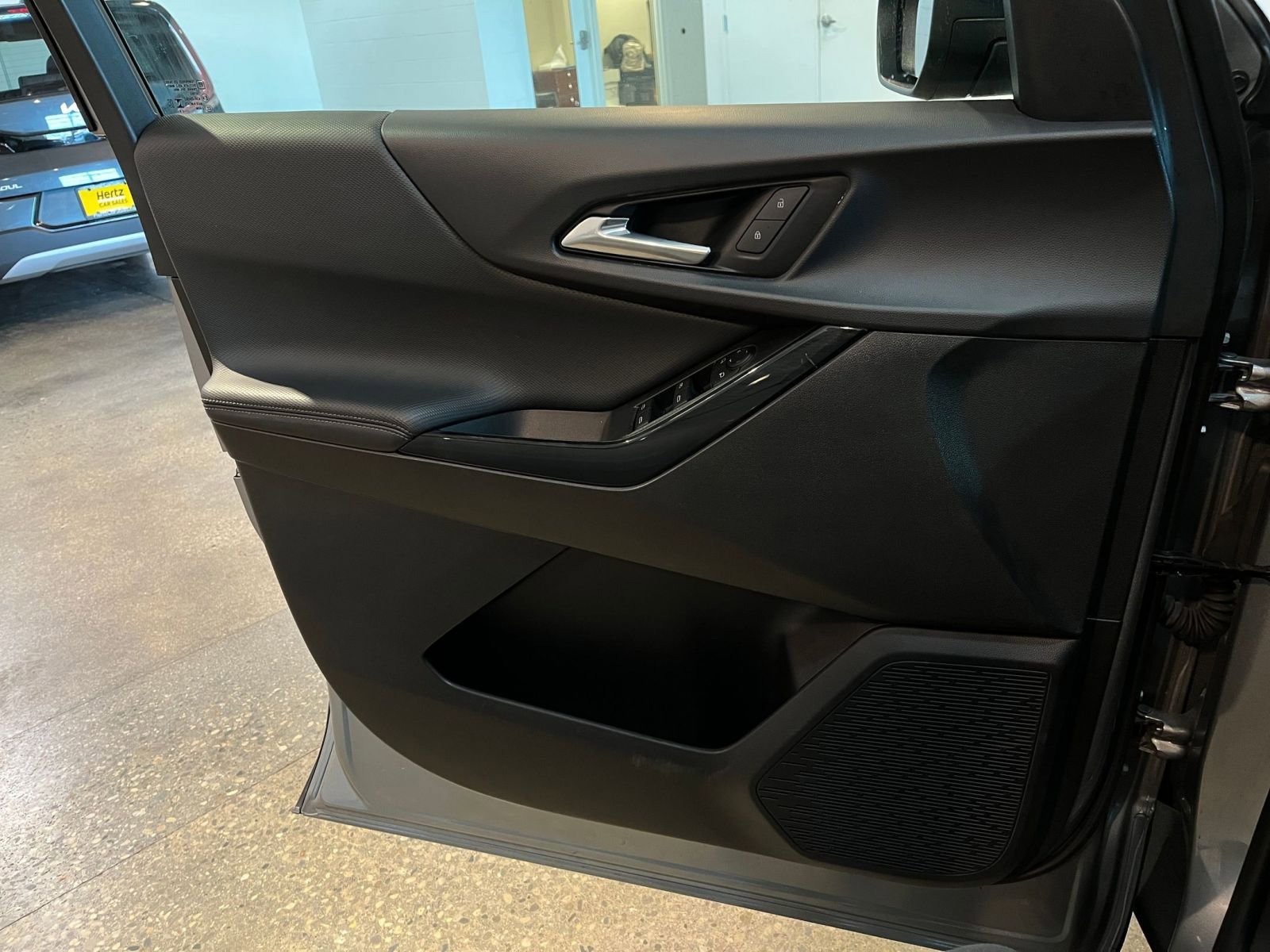 Thumbnail: 2025 Chevrolet Equinox - 18