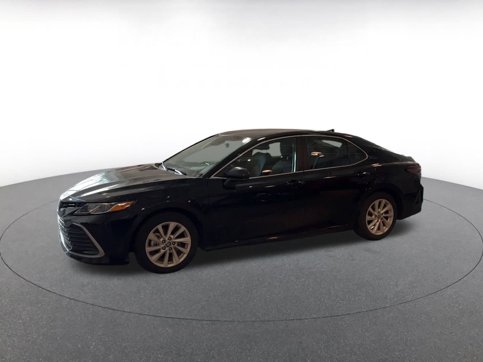 Thumbnail: 2024 Toyota Camry - 8
