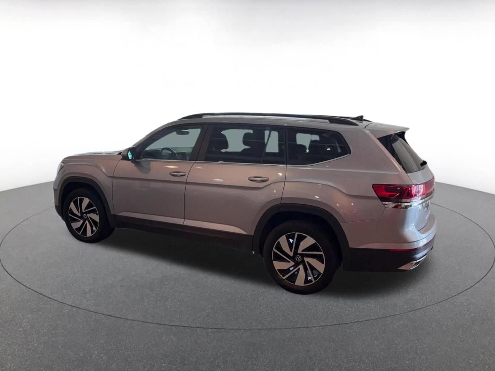 Thumbnail: 2025 Volkswagen Atlas - 10