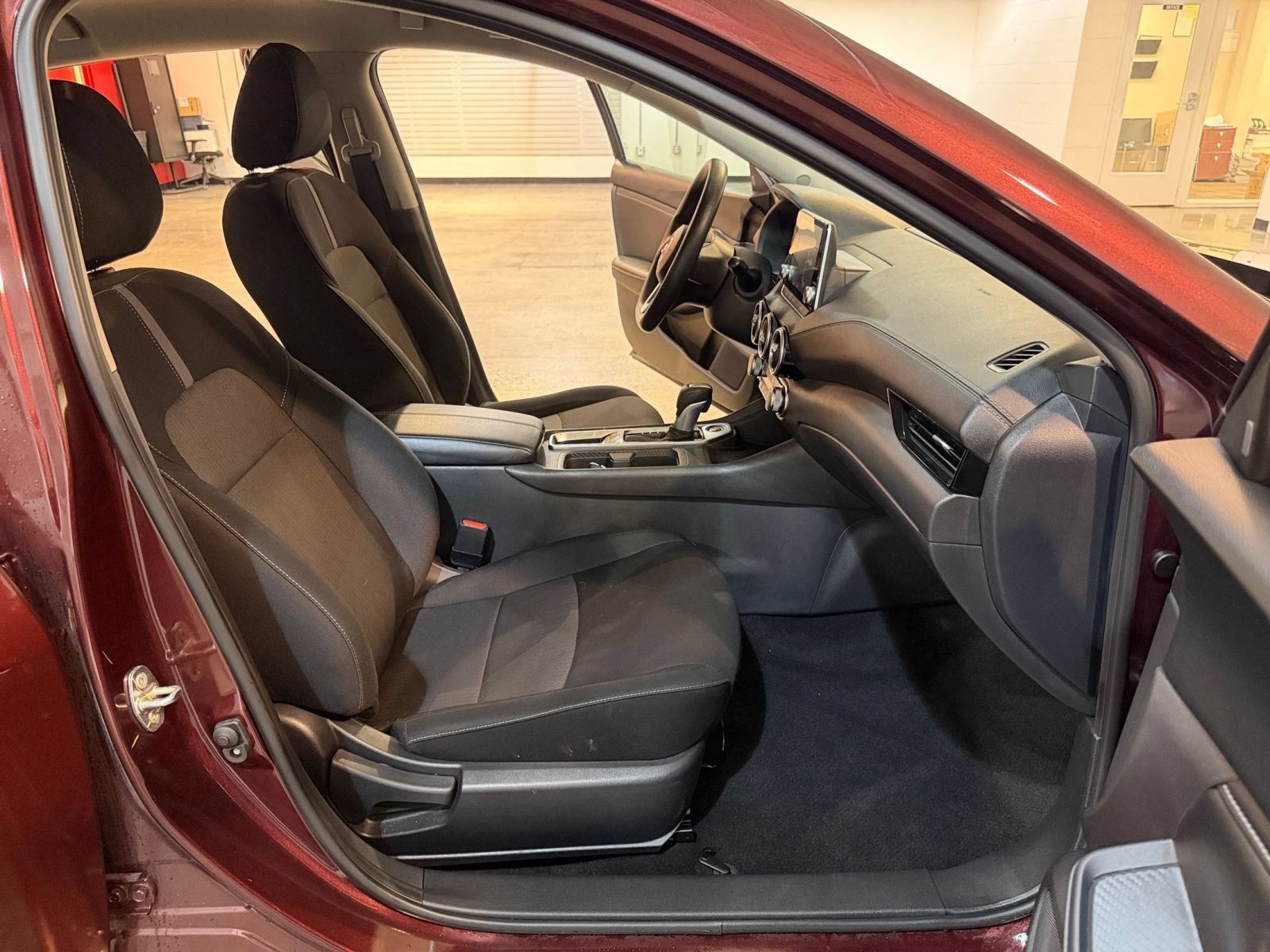 Thumbnail: 2025 Nissan Sentra - 35