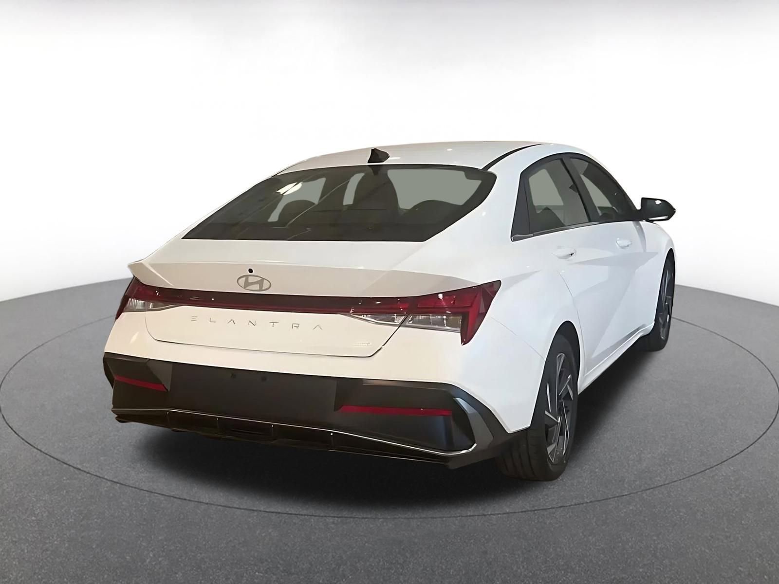 Thumbnail: 2025 Hyundai Elantra - 14