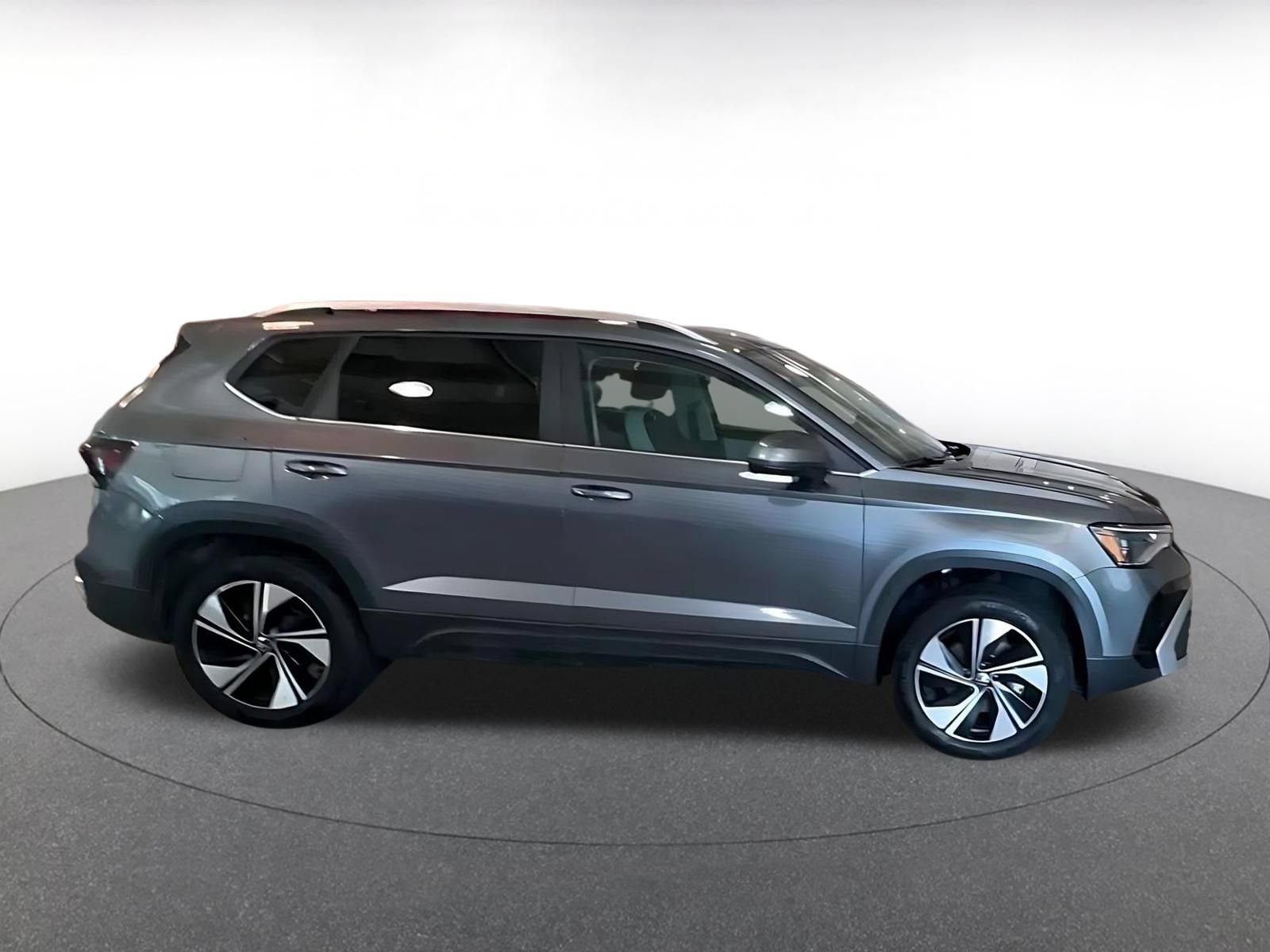 Thumbnail: 2026 Volkswagen Taos - 11