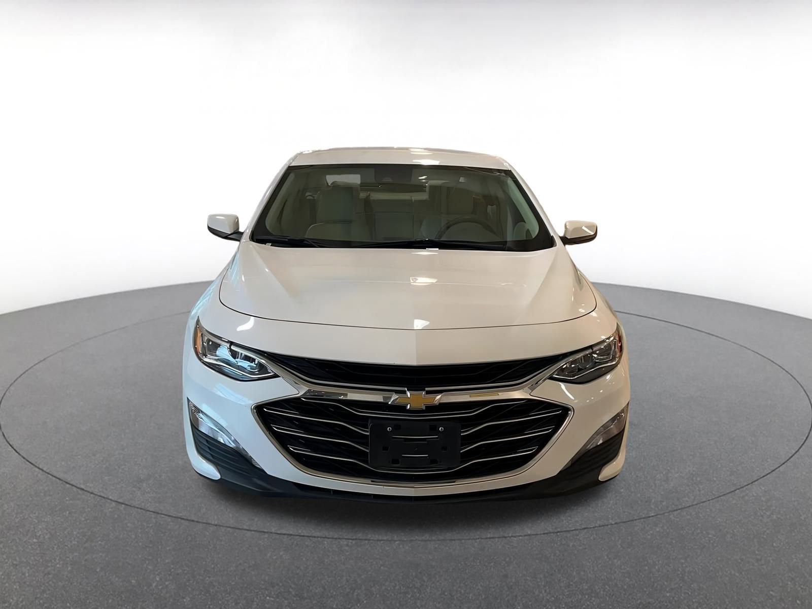 Thumbnail: 2024 Chevrolet Malibu - 4