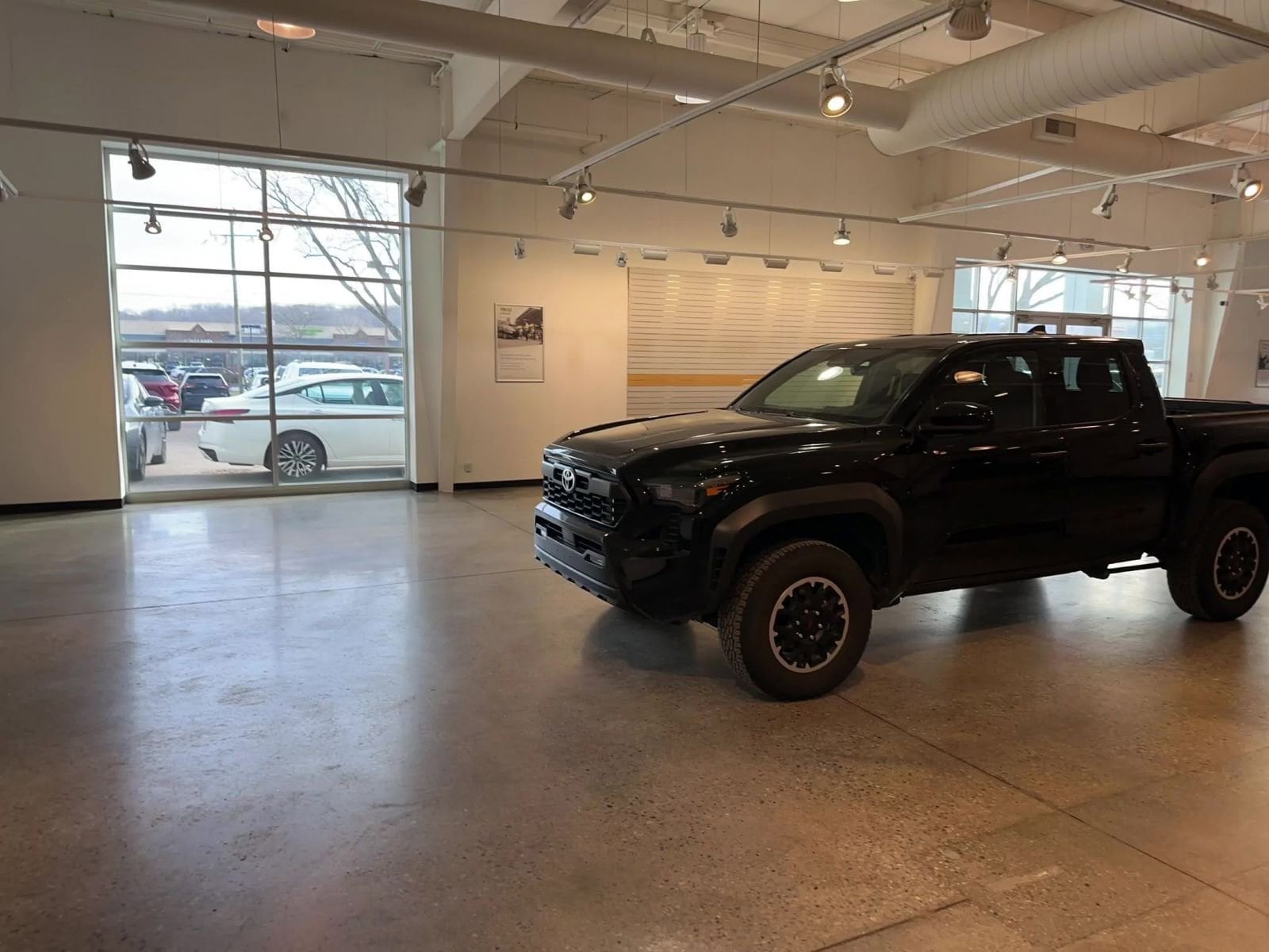 Thumbnail: 2025 Toyota Tacoma - 8