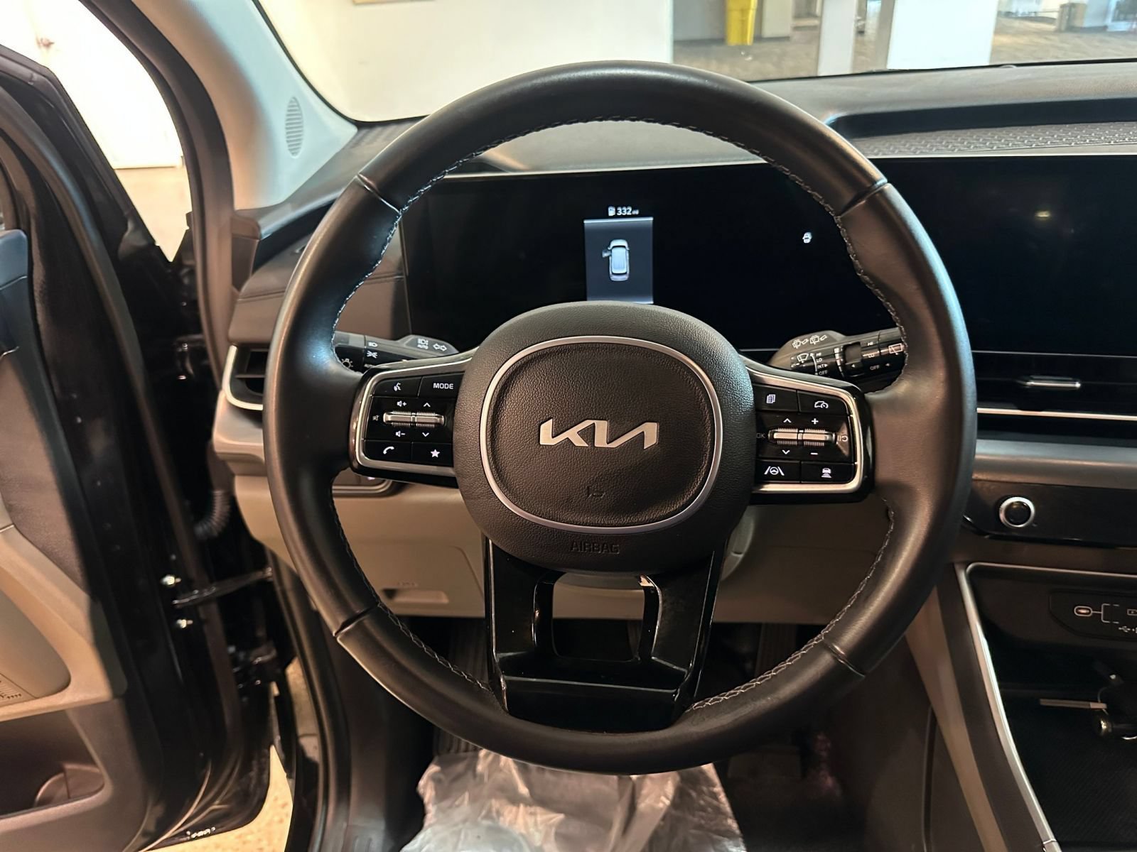 Thumbnail: 2026 Kia Carnival - 29