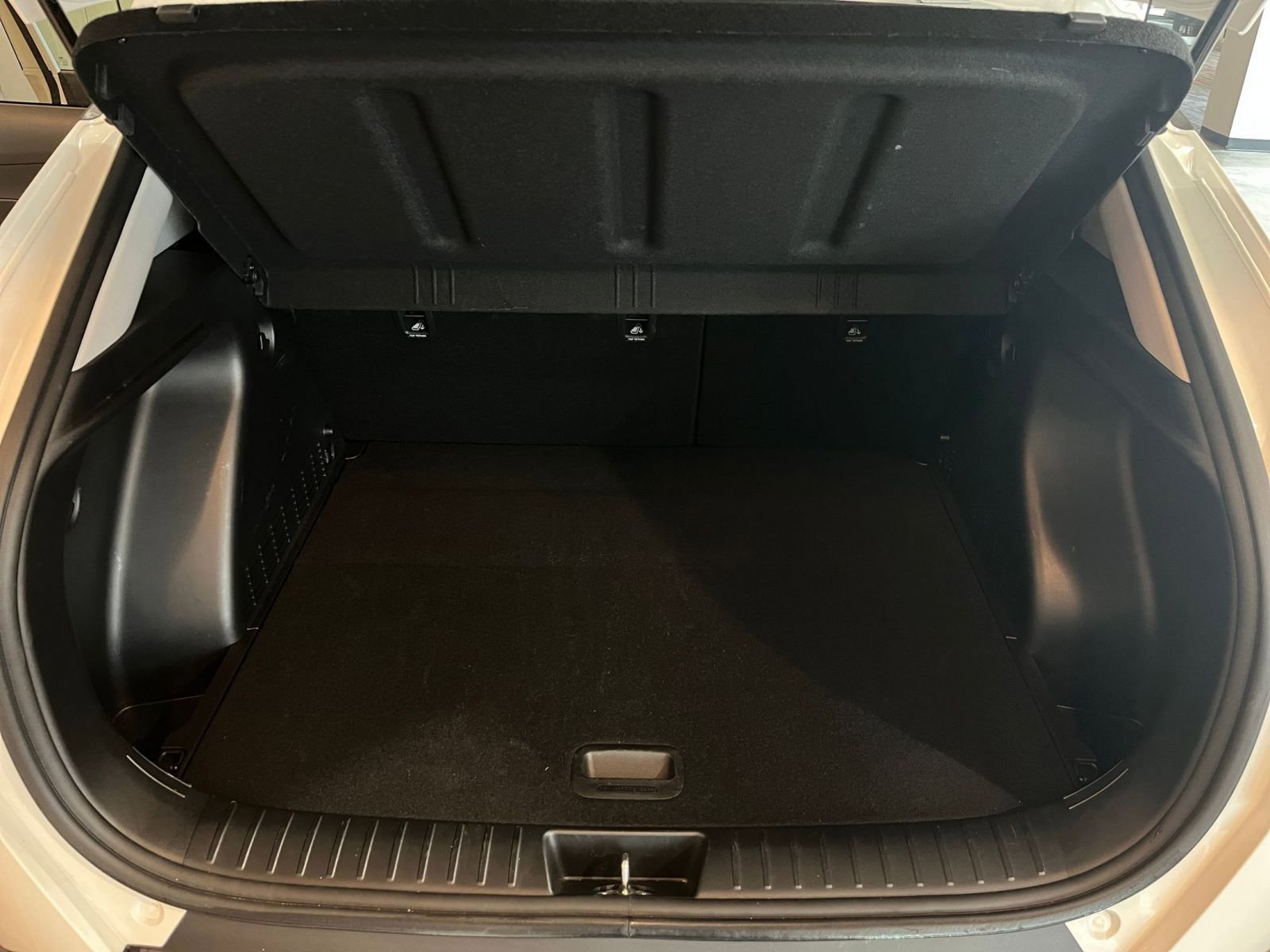 Thumbnail: 2025 Hyundai Kona - 31