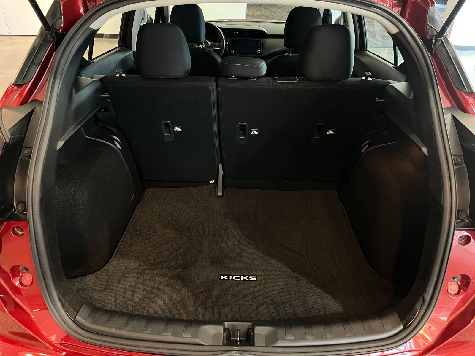 Thumbnail: 2024 Nissan Kicks - 29