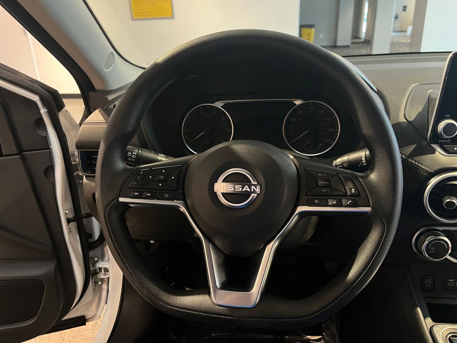 Thumbnail: 2025 Nissan Sentra - 27