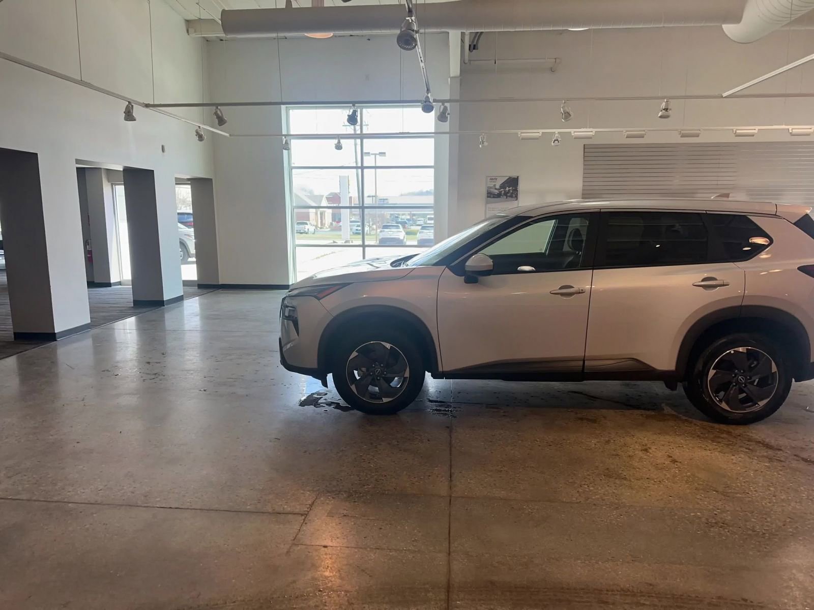 Thumbnail: 2025 Nissan Rogue - 9