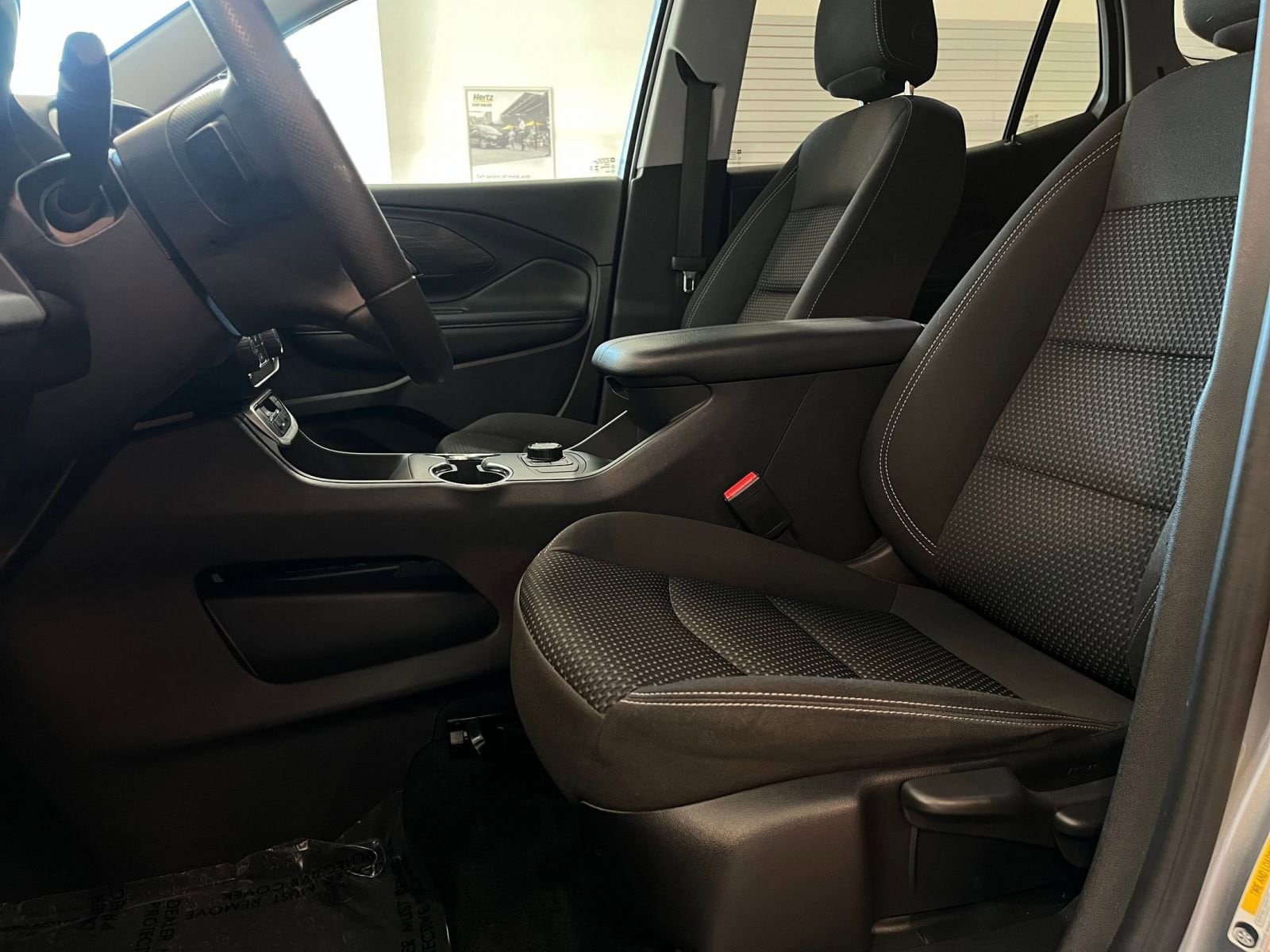 Thumbnail: 2024 GMC Terrain - 25