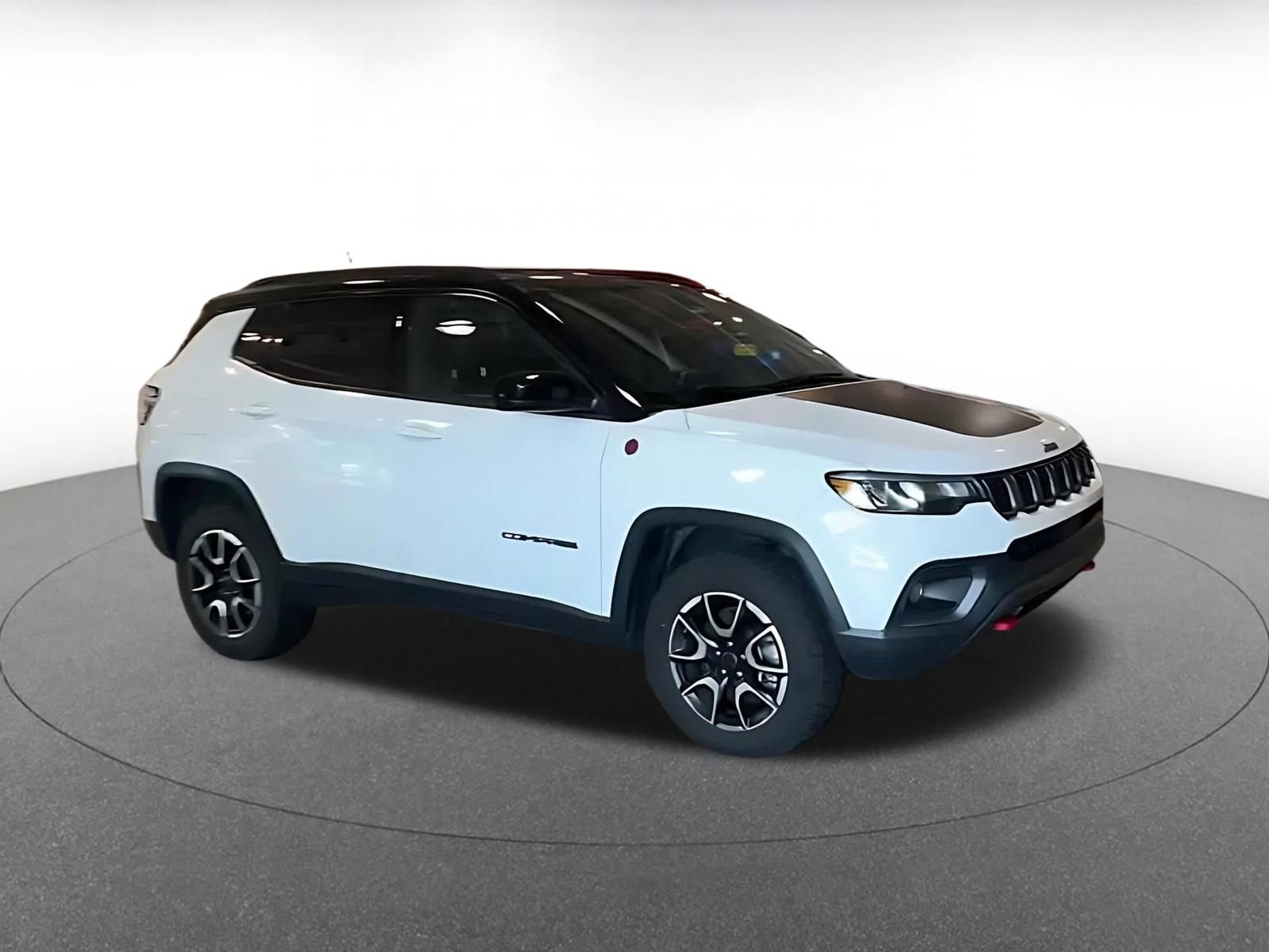 Thumbnail: 2025 Jeep Compass - 2