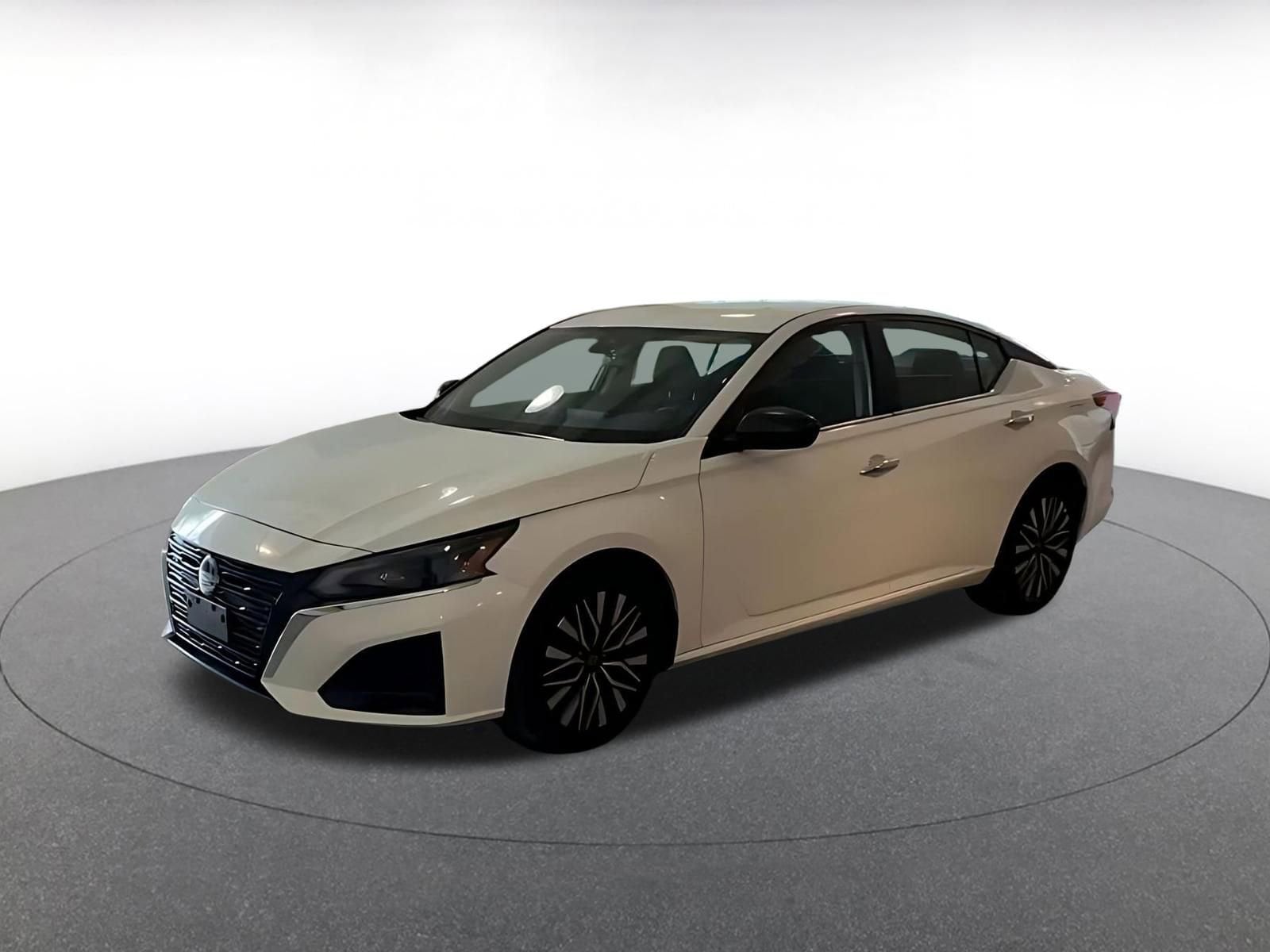 Thumbnail: 2025 Nissan Altima - 7