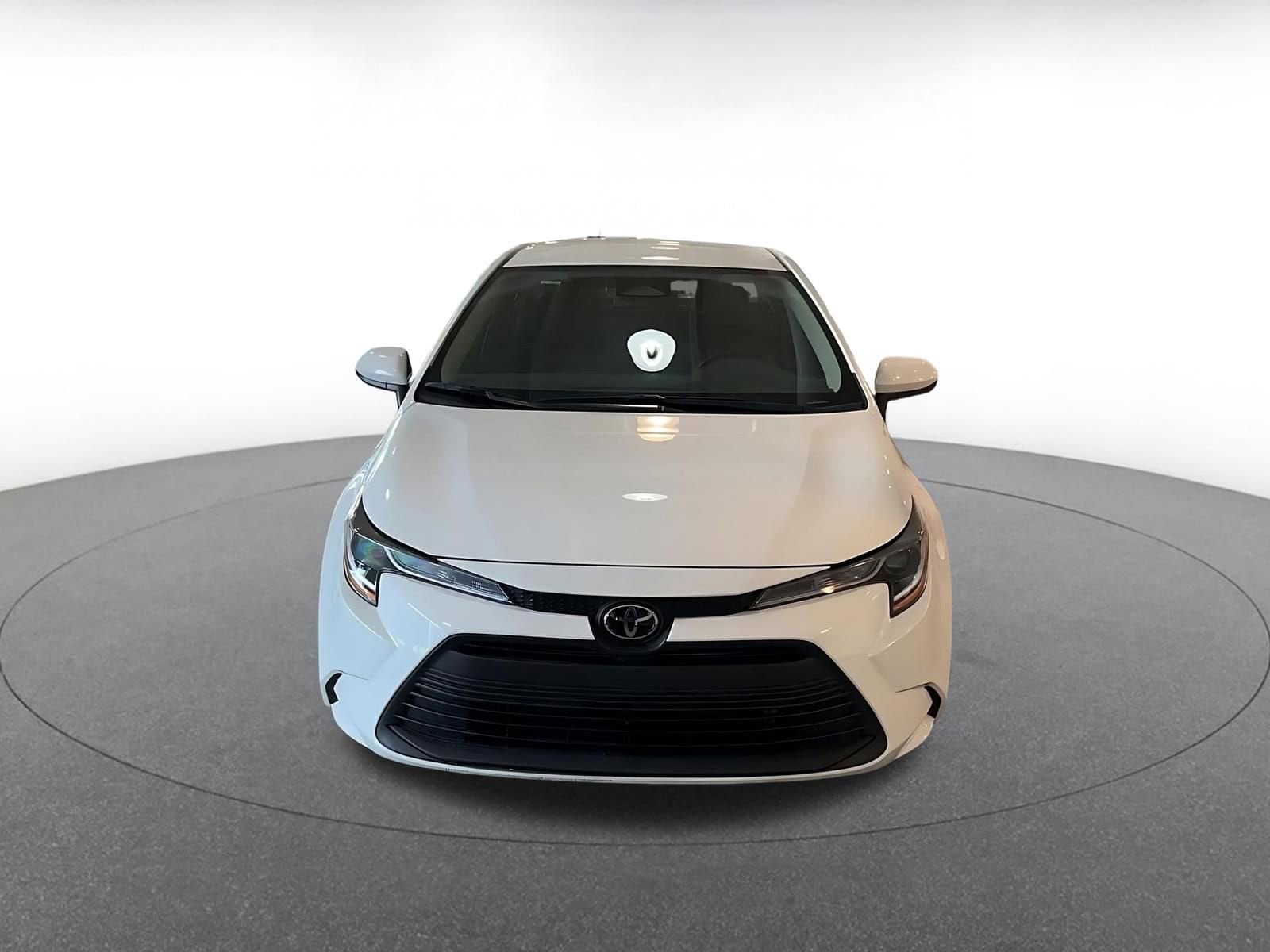 Thumbnail: 2025 Toyota Corolla - 4