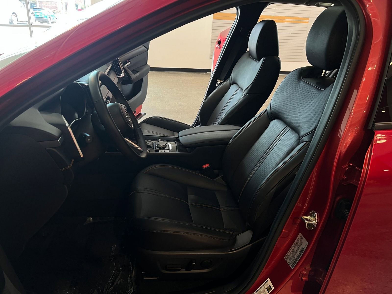 Thumbnail: 2025 Mazda CX-50 - 28