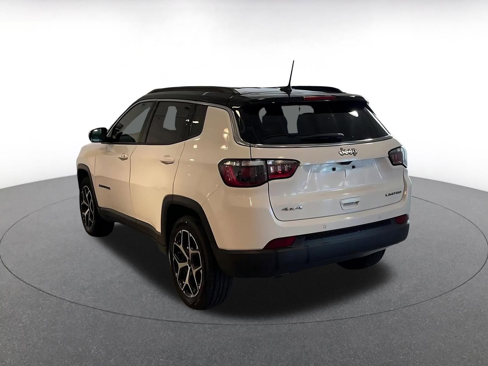 Thumbnail: 2025 Jeep Compass - 11