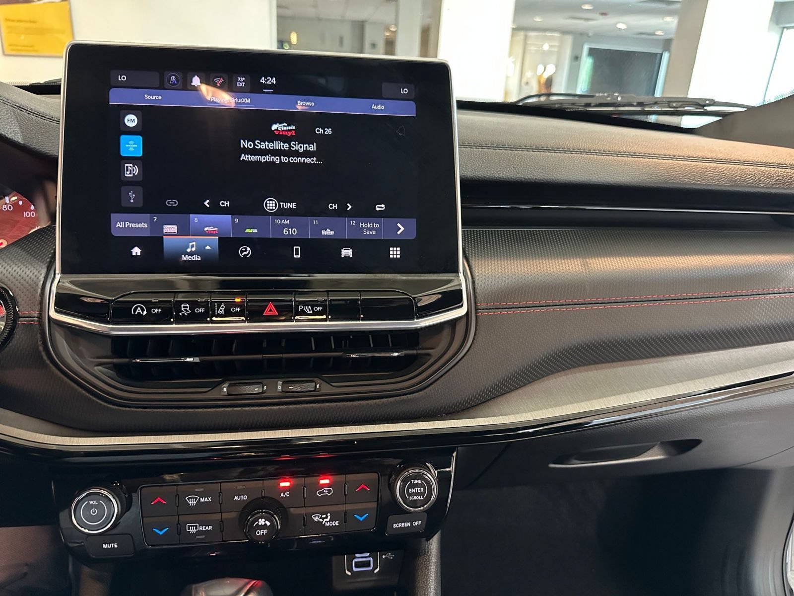 Thumbnail: 2025 Jeep Compass - 17