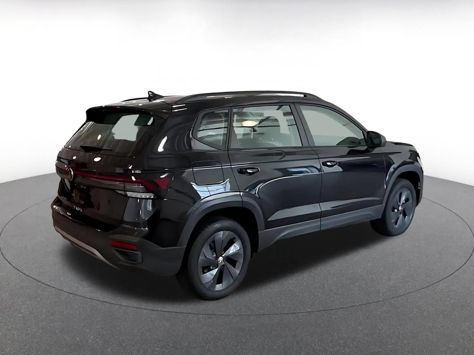 Thumbnail: 2026 Volkswagen Taos - 10