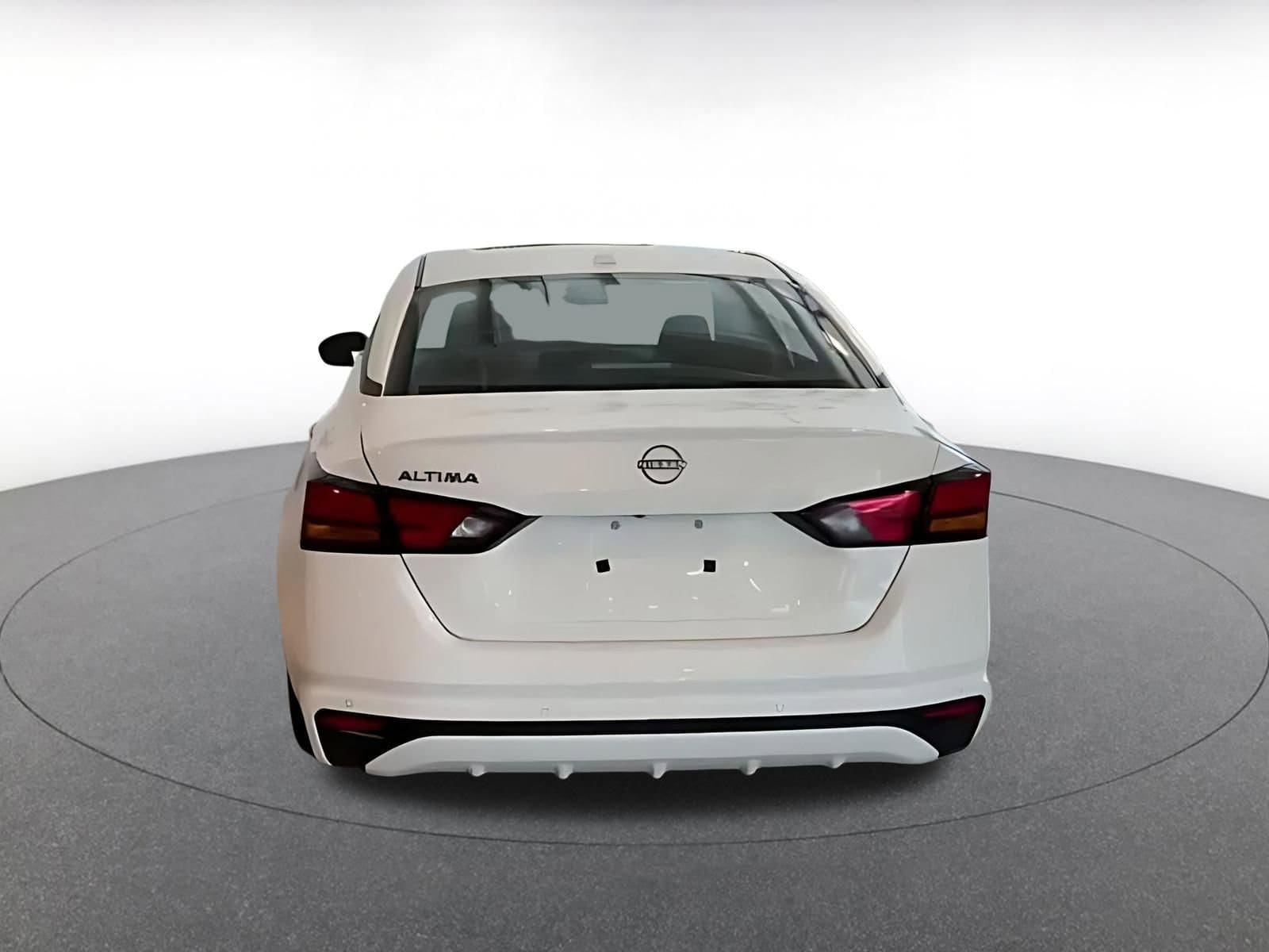 Thumbnail: 2025 Nissan Altima - 14