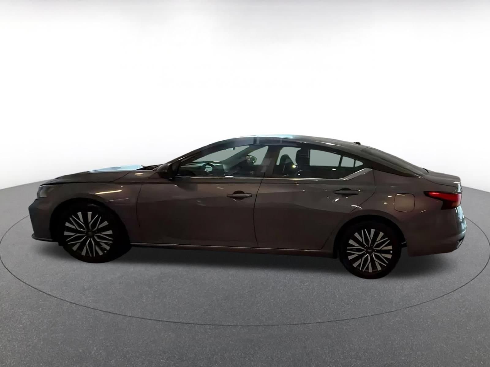 Thumbnail: 2026 Nissan Altima - 8