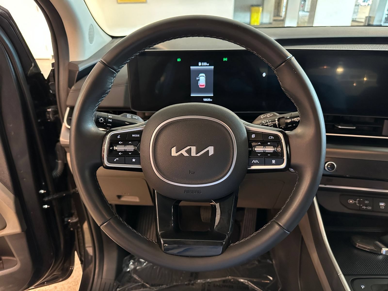 Thumbnail: 2026 Kia Carnival - 30