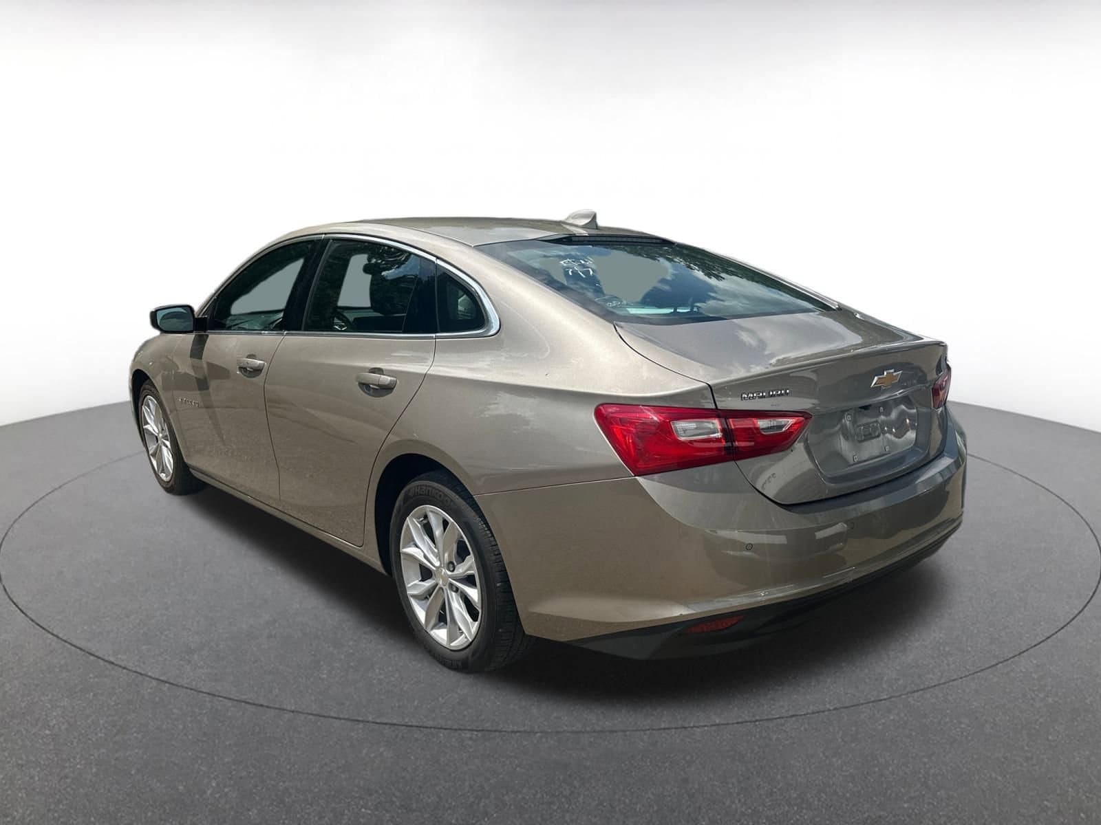 Thumbnail: 2024 Chevrolet Malibu - 5