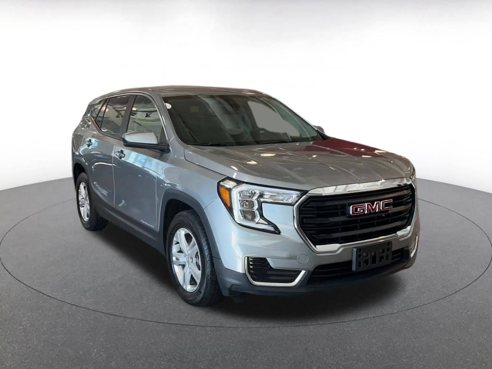 Thumbnail: 2024 GMC Terrain - 3