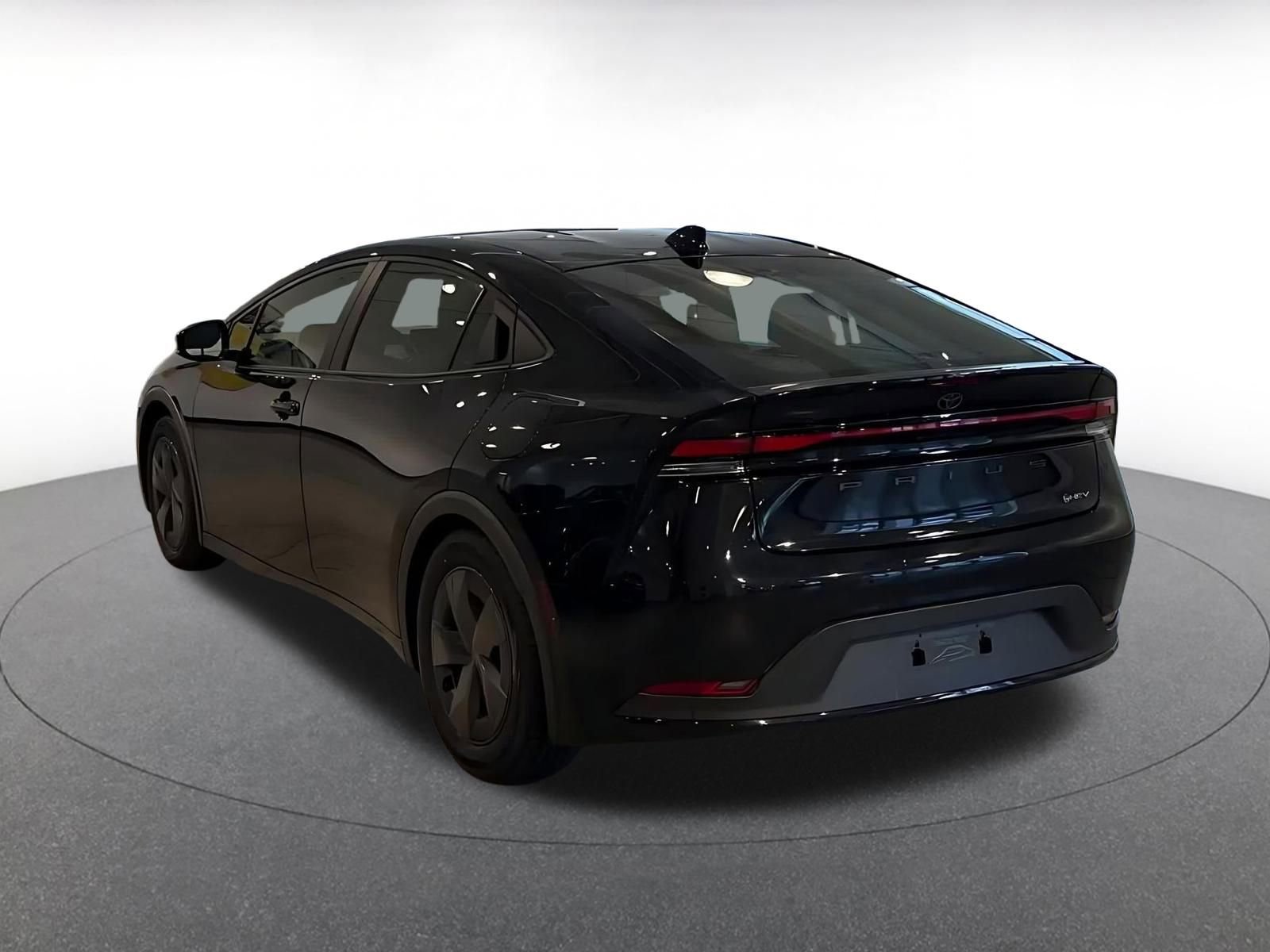 Thumbnail: 2025 Toyota Prius - 11